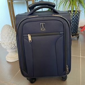 TravelPro Elite 17" Expandable Compact Suitcase in Navy Blue